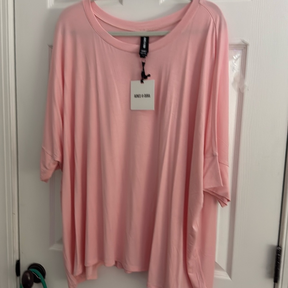 Agnes & Dora NWT Size XXXL Boxy Tee in Blush Pink